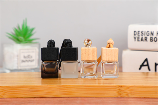 指甲油瓶設(shè)計